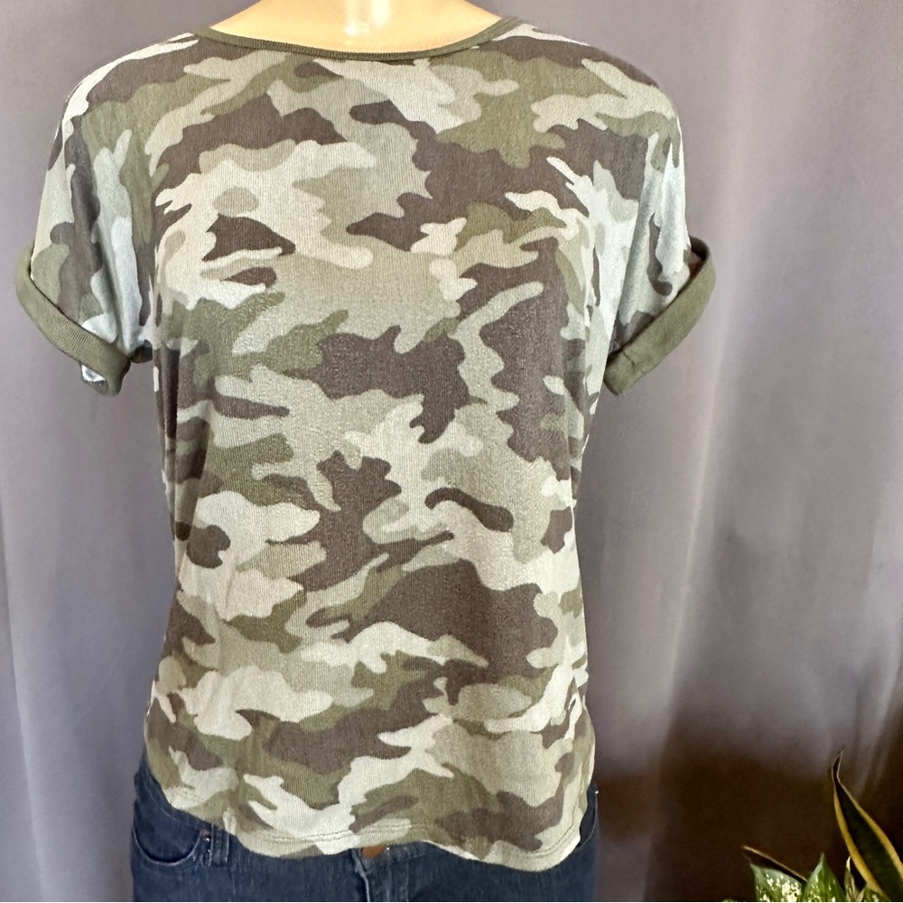 LUCKY BRAND Super Soft Camo Short Sleeve Pull On T-Shirt